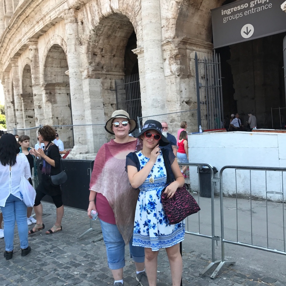 Meet your Posher, Gretchen